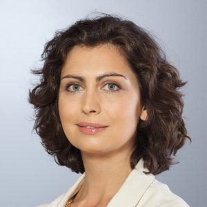 Елена Маринова